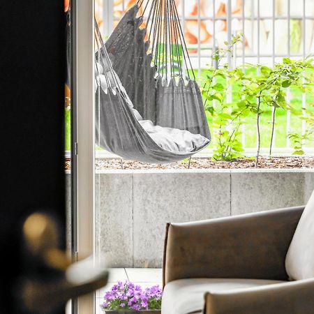 Mieszkanie Z Mini Ogrodkiem Hamak Brazylijski Varşovia Exterior foto
